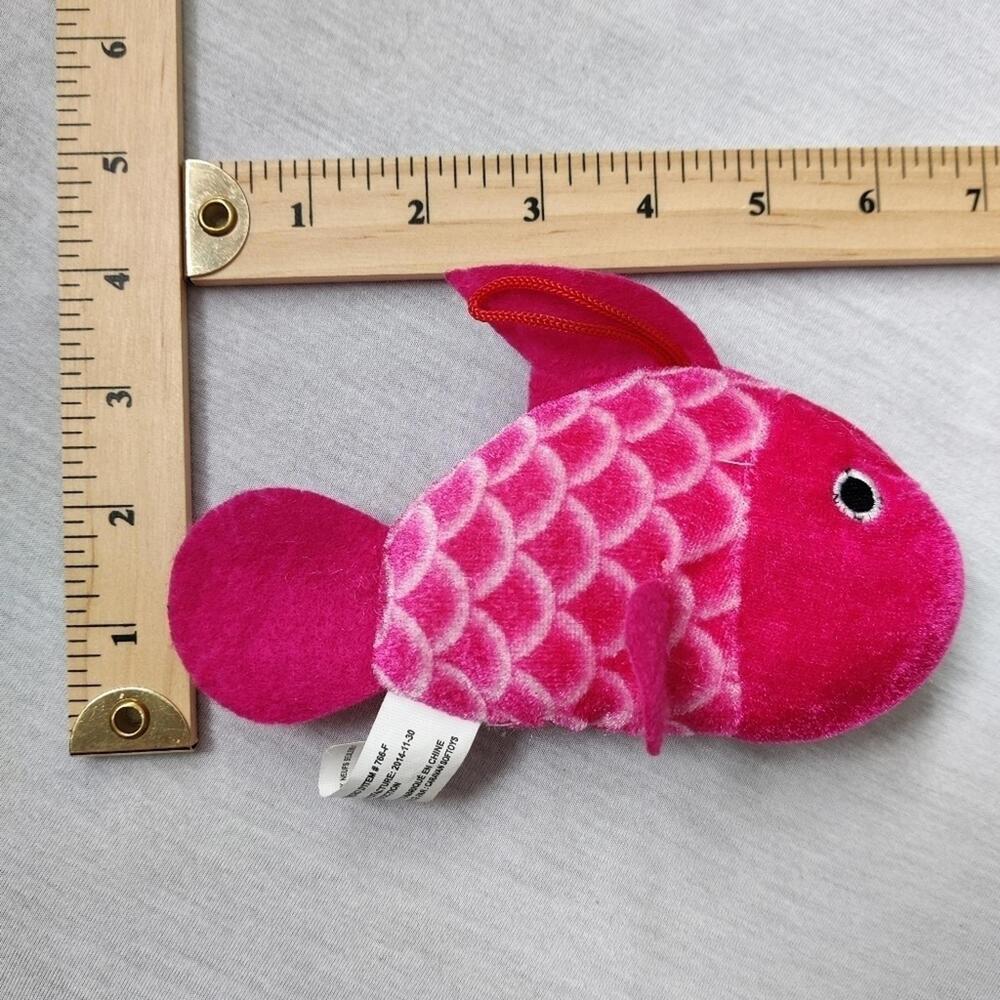 Pink fish stuffed toy - Picture 4 of 4